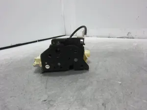 Foto de CERRADURA PUERTA TRASERA DERECHA AUDI Q7 (4L) 3.0 V6 24V TDI (239 CV / 176 KW) referencia CZ3C4839016A