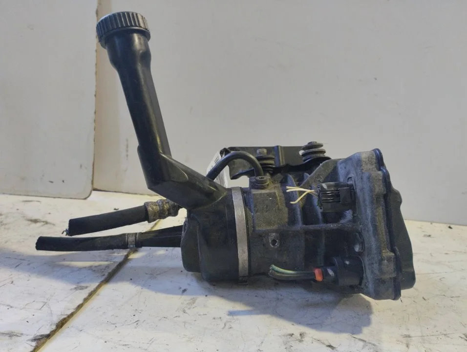 Foto de BOMBA DIRECCION CITROEN C4 PICASSO referencia 9685418780