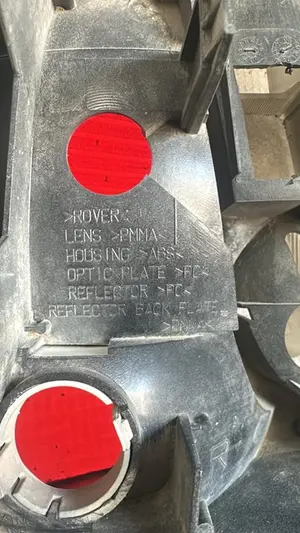Foto de PILOTO TRASERO DERECHO MG ROVER ROVER 400 (RT) referencia XFB101000 foto 2