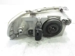 Foto de FARO IZQUIERDO DAEWOO KALOS 1.2 CAT (72 CV / 53 KW) foto 3