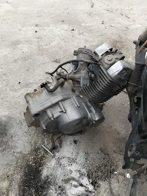 Foto de MOTOR COMPLETO SUZUKI GZ 125 125 cm3 - 7.5 kW (0 CV / 0 KW) foto 2