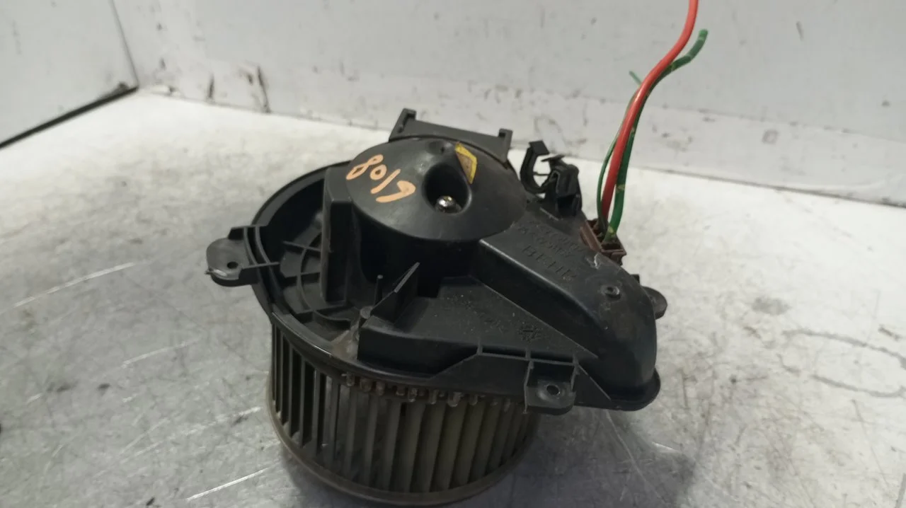 Foto de MOTOR CALEFACCION CITROEN EVASION 2.0 (121 CV / 89 KW) referencia 9449950137