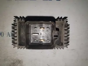 Foto de CAJA PRECALENTAMIENTO OPEL ASTRA G BERLINA referencia 09132691 foto 2