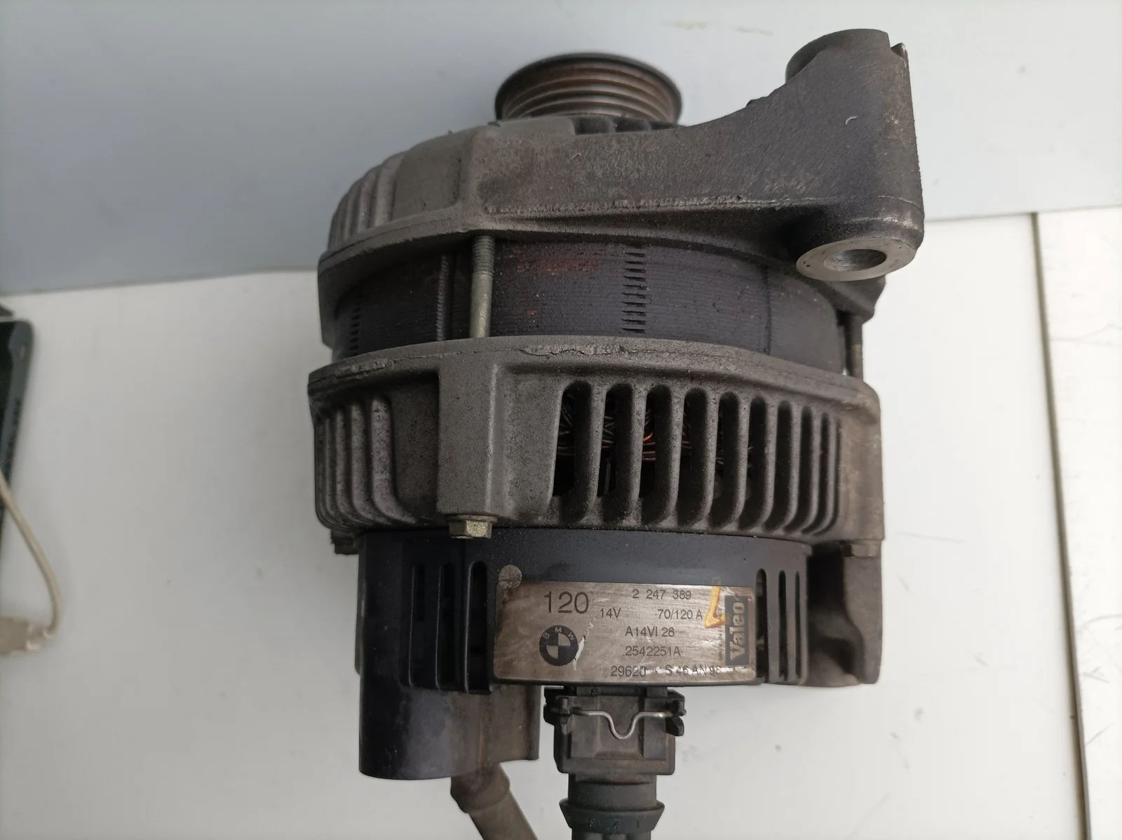 Foto de ALTERNADOR BMW SERIE 5 BERLINA (E39) referencia 2542251A