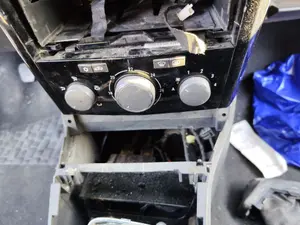 Foto de MANDO CALEFACCION / AIRE ACONDICIONADO OPEL ASTRA H TWIN TOP 1.9 16V CDTI CAT (Z 19 DTH / LRD) (150 CV / 110 KW)
