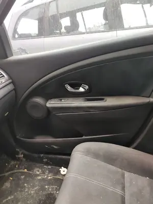 Foto de GUARNECIDO PUERTA DELANTERA DERECHA RENAULT MEGANE III BERLINA 5P 1.5 dCi Diesel FAP (110 CV / 81 KW) referencia 809001203R