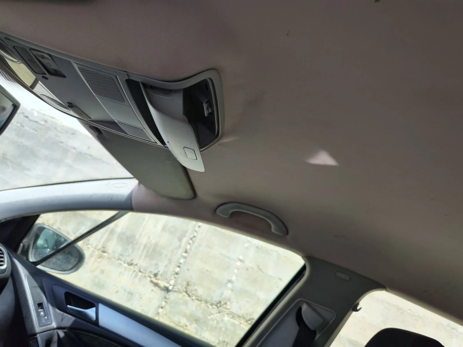 Foto de TECHO INTERIOR VOLKSWAGEN GOLF VI (5K1)(10.2008) 2.0 TDI (110 CV / 81 KW) referencia 5K4867501BDFKZ