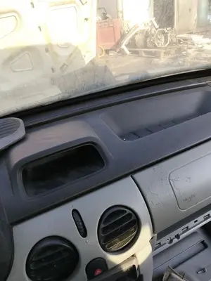 Foto de SALPICADERO RENAULT KANGOO I (F/KC0) 1.9 dCi Diesel CAT (84 CV / 62 KW) referencia 8200350423 foto 2
