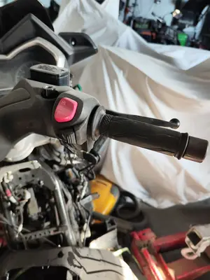 Foto de PIÑA ENCENDIDO YAMAHA X-MAX 250 250 cm3 - 15 kW (20 CV / 15 KW)