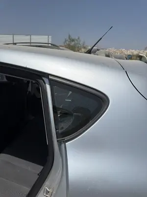 Foto de LUNA CUSTODIA TRASERA IZQUIERDA SEAT LEON (1P1)