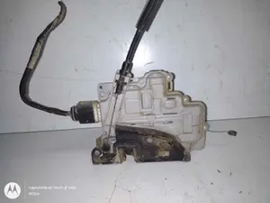 Foto de CERRADURA PUERTA DELANTERA DERECHA SEAT LEON (1P1) 1.6 (102 CV / 75 KW) referencia 1P1837016 foto 3