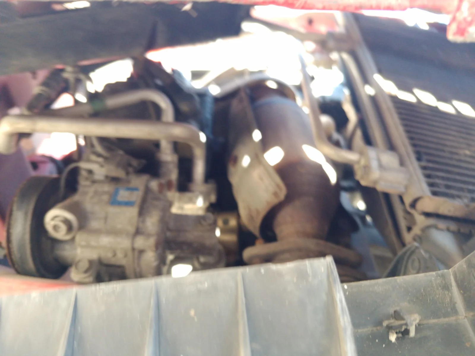 Foto de TRAVESAÑO INFERIOR PEUGEOT 107 1.0 CAT (384F) (68 CV / 50 KW)