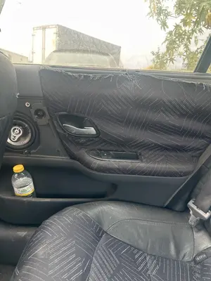 Foto de GUARNECIDO PUERTA TRASERA DERECHA RENAULT LAGUNA II (BG0) 2.0  (135 CV / 99 KW) referencia 7701049722
