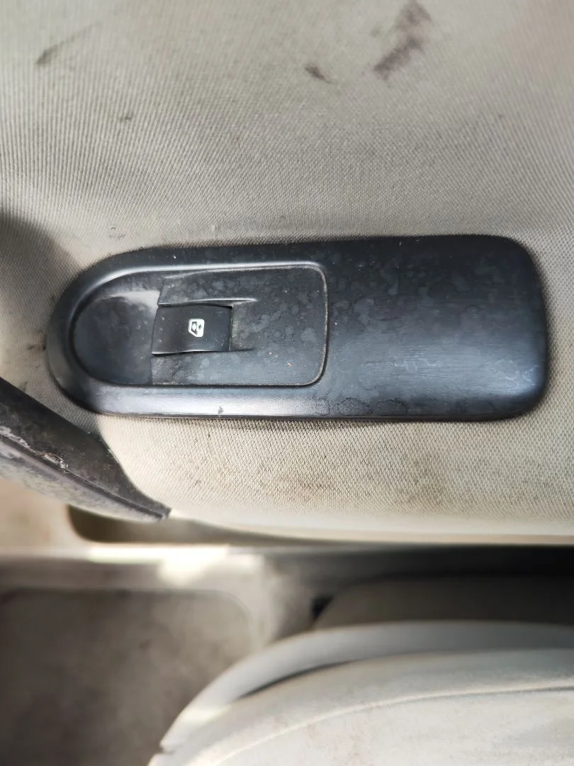 Foto de MANDO ELEVALUNAS DELANTERO DERECHO RENAULT SCENIC II (JM) 1.9 dCi Diesel (120 CV / 88 KW)