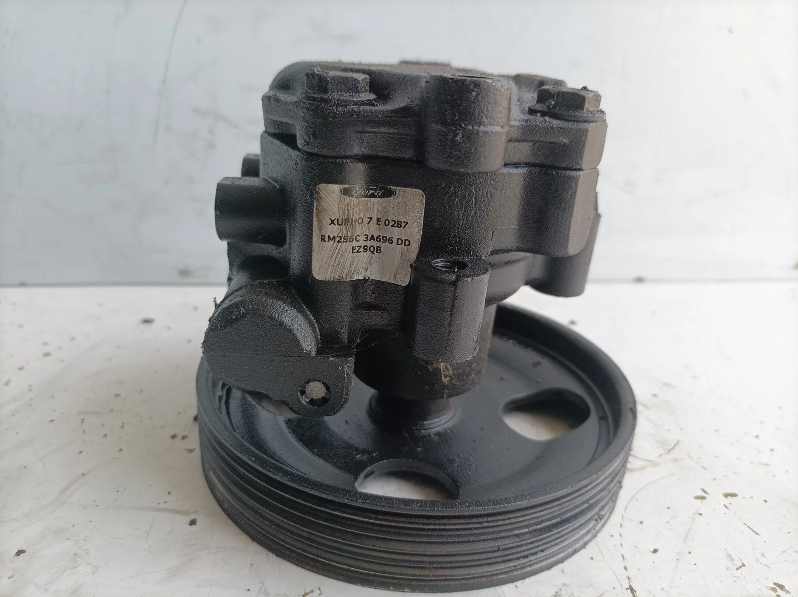Foto de BOMBA DIRECCION FORD FIESTA (CBK) referencia RM2S6C