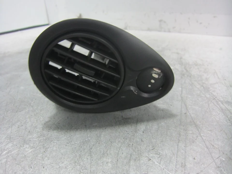 Foto de NO IDENTIFICADO RENAULT CLIO III 1.2 (75 CV / 55 KW) referencia 220410