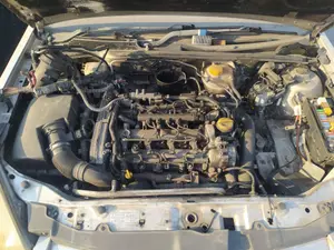 Foto de TUBO PRESION DIRECCION ASISTIDA OPEL VECTRA C CARAVAN 2.2 16V CAT (Z 22 YH / LCH) (155 CV / 114 KW)