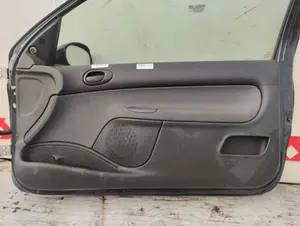 Foto de GUARNECIDO PUERTA DELANTERA DERECHA PEUGEOT 206 + 1.1  (60 CV / 44 KW)