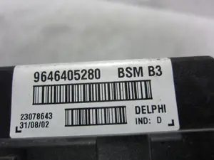 Foto de NO IDENTIFICADO PEUGEOT 206 CC CABRIO-COUPÉ 1.6 16V CAT (109 CV / 80 KW) referencia 9646405280 foto 4