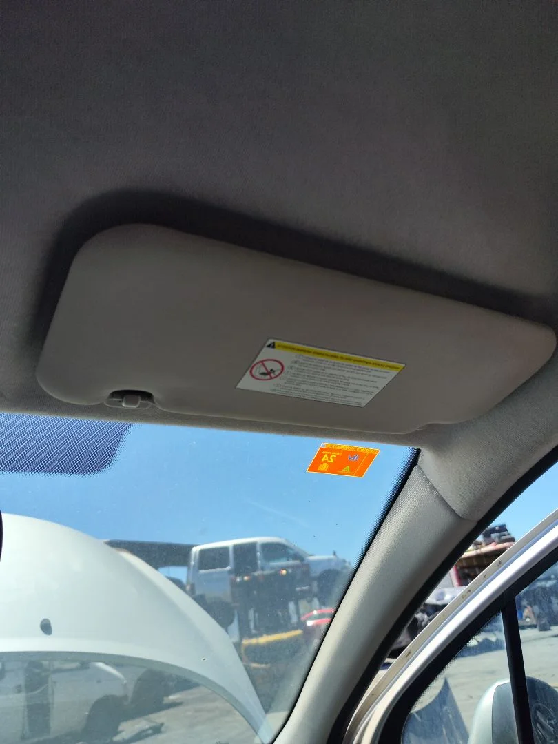 Foto de PARASOL DERECHO PEUGEOT 207 1.4 (73 CV / 54 KW)