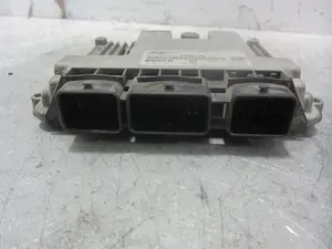 Foto de CENTRALITA MOTOR UCE FORD FOCUS BERLINA (CAP) referencia 5M5112A650LB foto 4