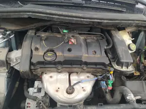Foto de MOTOR COMPLETO CITROEN C4 BERLINA 1.6 16V CAT (NFU / TU5JP4) (109 CV / 80 KW)