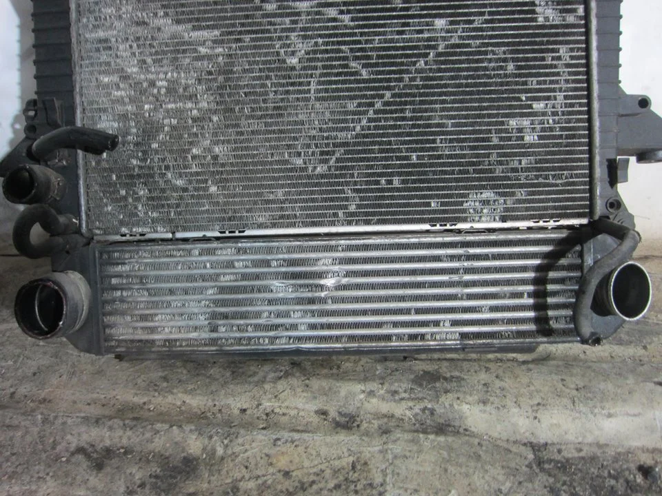 Foto de INTERCOOLER LAND ROVER RANGE ROVER SPORT 2.7 Td V6 CAT (190 CV / 140 KW) referencia ETP11709