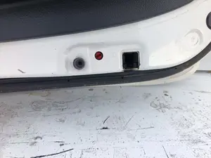 Foto de CERRADURA PUERTA TRASERA DERECHA HYUNDAI I40 CW (VF) 1.7 CRDi CAT (141 CV / 104 KW)