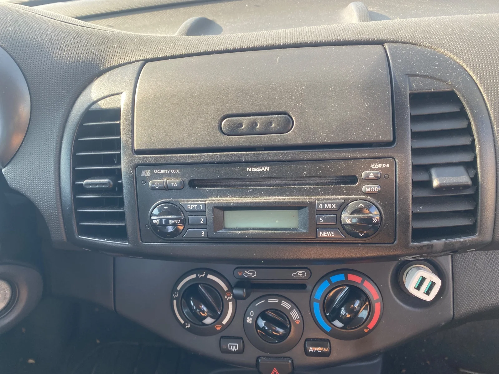 Foto de SISTEMA AUDIO / RADIO CD NISSAN MICRA (K12E) 1.2 CAT (65 CV / 48 KW)