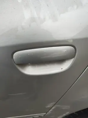 Foto de MANETA EXTERIOR TRASERA IZQUIERDA AUDI A3 (8L) 1.9 TDI (110 CV / 81 KW) referencia 4B0839207  FKZ