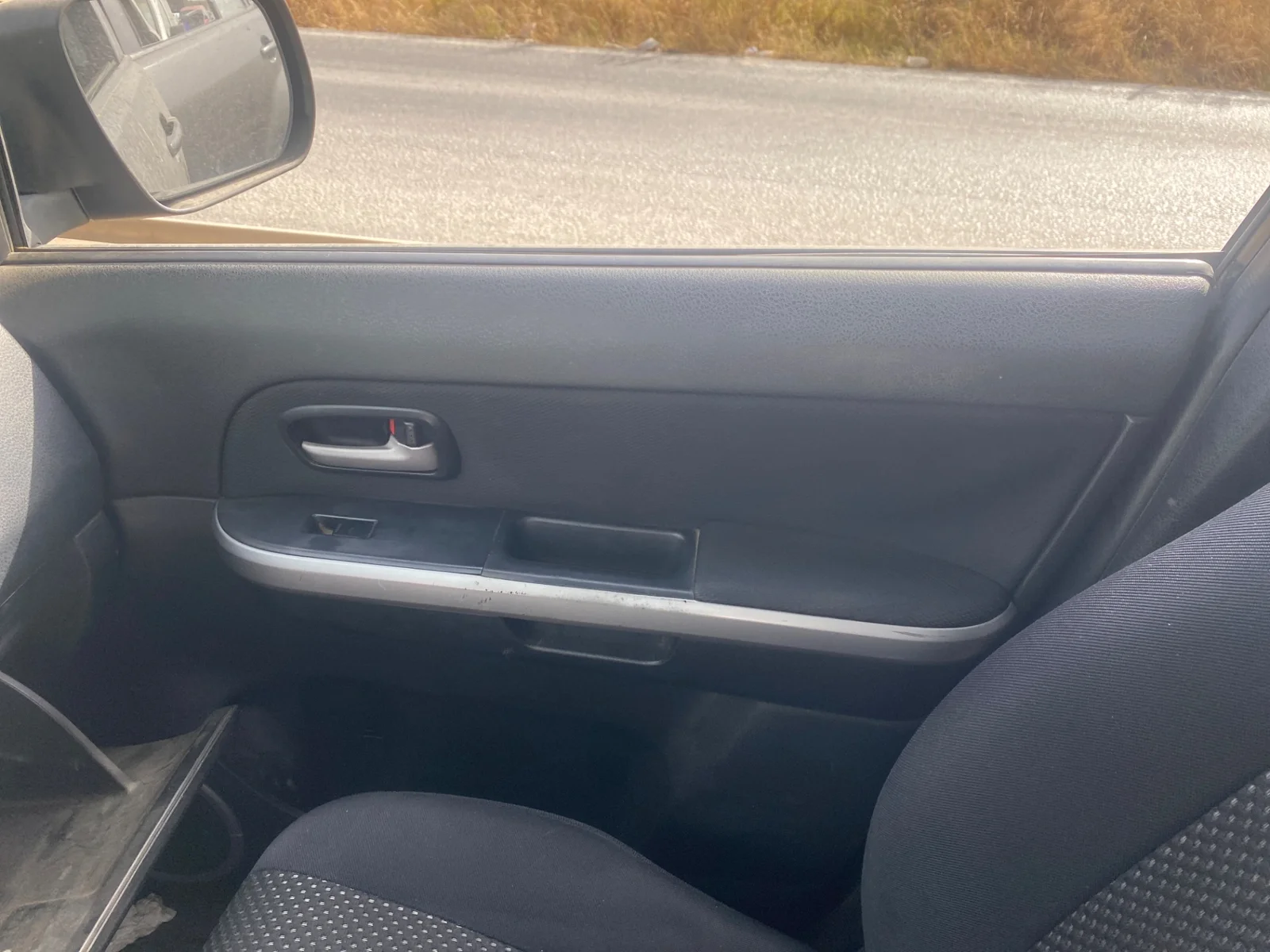 Foto de GUARNECIDO PUERTA DELANTERA DERECHA SUZUKI GRAND VITARA (JB/JT) 2.0 16V CAT (140 CV / 103 KW) referencia 83710-78K03-AJL