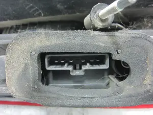 Foto de PILOTO TRASERO DERECHO FORD FOCUS C-MAX (CAP)(2003) 1.6 TDCi CAT (109 CV / 80 KW) referencia 3M5113N411AA foto 3