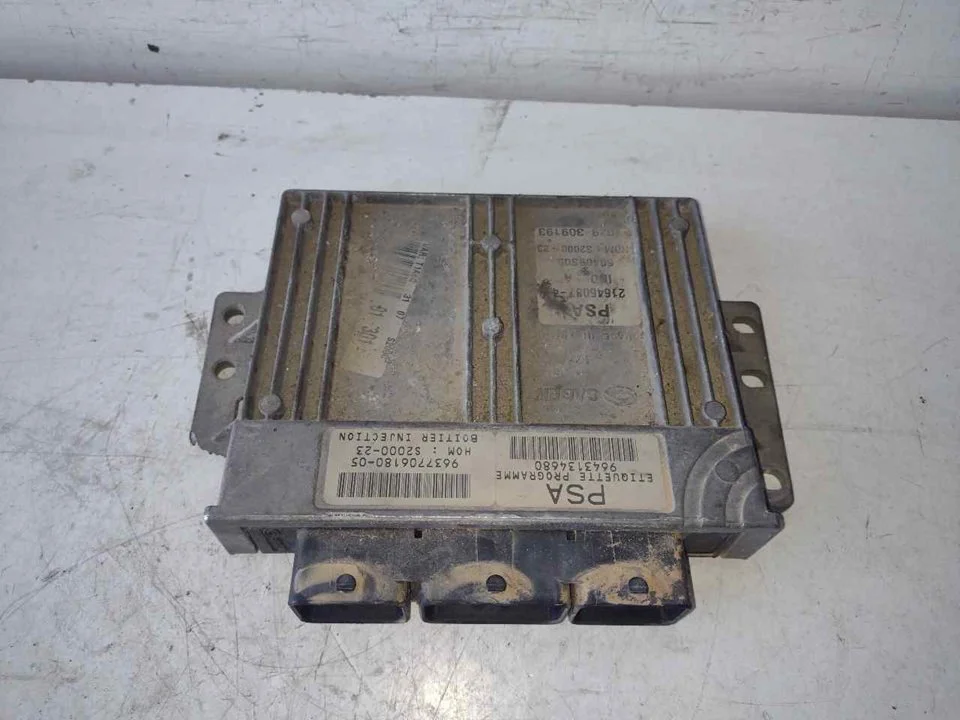 Foto de CENTRALITA MOTOR UCE PEUGEOT 206 referencia 9643134680