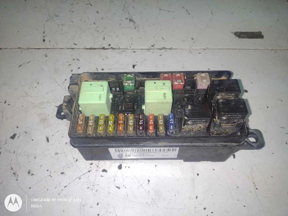 Foto de CAJA RELES / FUSIBLES MINI MINI (R50,R53) 1.6 16V CAT (116 CV / 85 KW) referencia 3449504