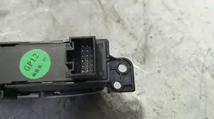 Foto de INTERRUPTOR MG HS 1.5 Turbo (161 CV / 119 KW) referencia 10531382 foto 3