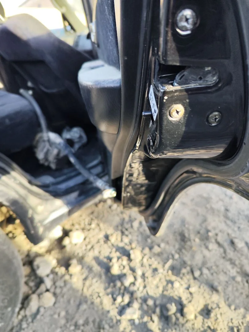 Foto de CERRADURA PUERTA TRASERA DERECHA HYUNDAI TERRACAN (HP) 2.9 CRDi CAT (150 CV / 110 KW)