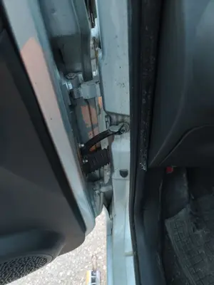 Foto de RETENEDOR PUERTA FIAT II PANDA (169) 1.2 CAT (60 CV / 44 KW)