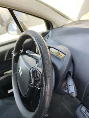 Foto de VOLANTE CITROEN C4 COUPE 1.4 16V (88 CV / 65 KW) referencia 96823701ZD foto 3