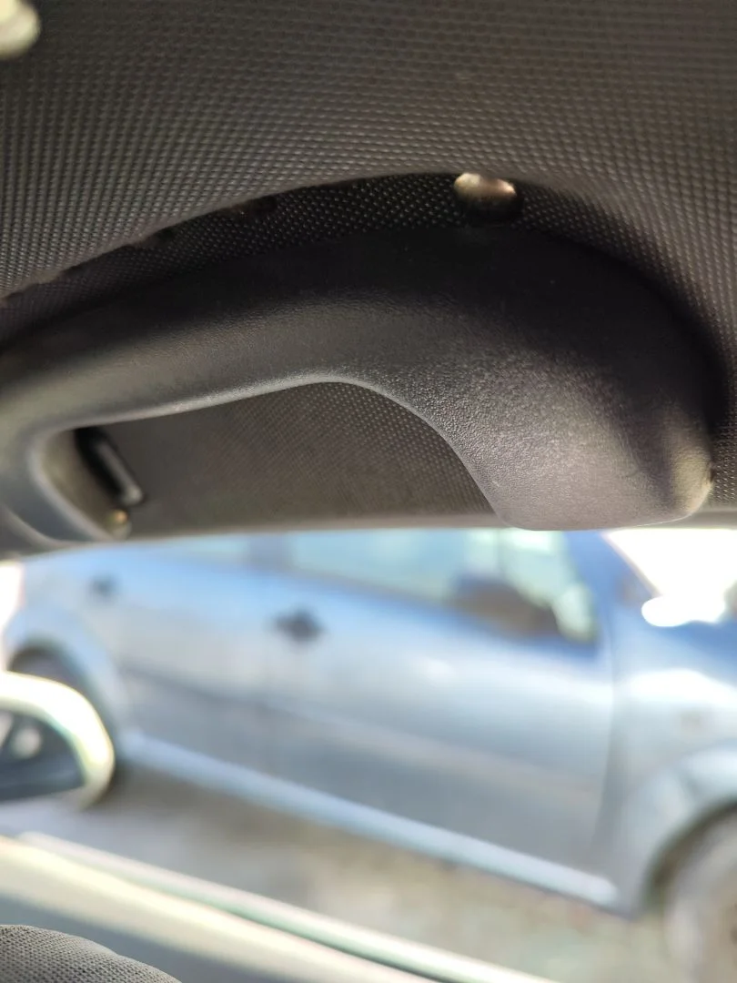 Foto de ASIDERO TECHO DELANTERO DERECHO OPEL ASTRA H GTC 1.7 16V CDTI (101 CV / 74 KW)