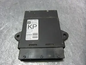 Foto de MODULO ELECTRONICO OPEL VECTRA C BERLINA 2.0 DTI (101 CV / 74 KW) referencia 9227562
