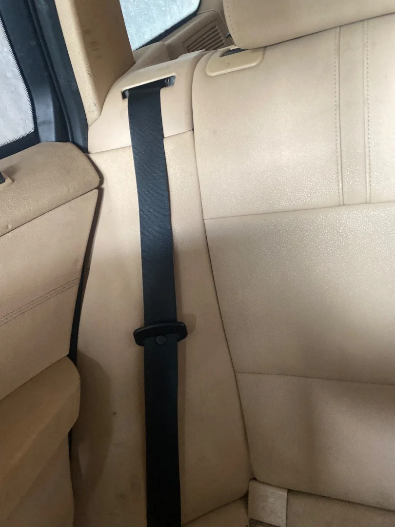 Foto de CINTURON SEGURIDAD TRASERO DERECHO BMW SERIE X3 (E83) 2.0 Turbodiesel CAT (177 CV / 130 KW)