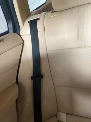 Foto de CINTURON SEGURIDAD TRASERO DERECHO BMW SERIE X3 (E83) 2.0 Turbodiesel CAT (177 CV / 130 KW)