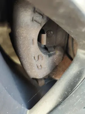 Foto de PINZA DE FRENO DELANTERA IZQUIERDA AUDI A3 (8L) 1.6  (102 CV / 75 KW) referencia 1K0615123D