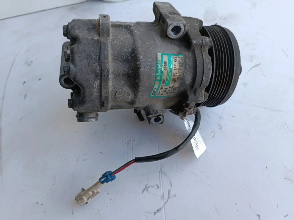 Foto de COMPRESOR AIRE ACONDICIONADO OPEL ASTRA G BERLINA referencia SD6V121440F