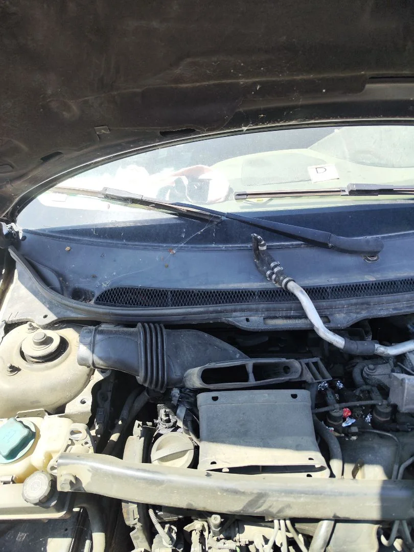 Foto de BRAZO LIMPIA DELANTERO DERECHO VOLVO S60 BERLINA 2.4 Diesel (126 CV / 93 KW) referencia 30655615