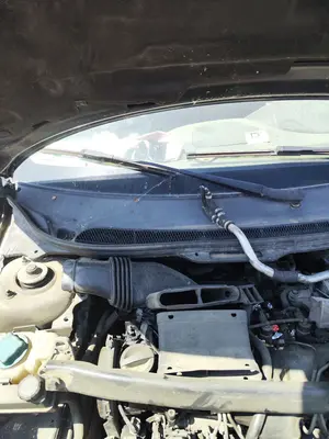 Foto de BRAZO LIMPIA DELANTERO DERECHO VOLVO S60 BERLINA 2.4 Diesel (126 CV / 93 KW) referencia 30655615