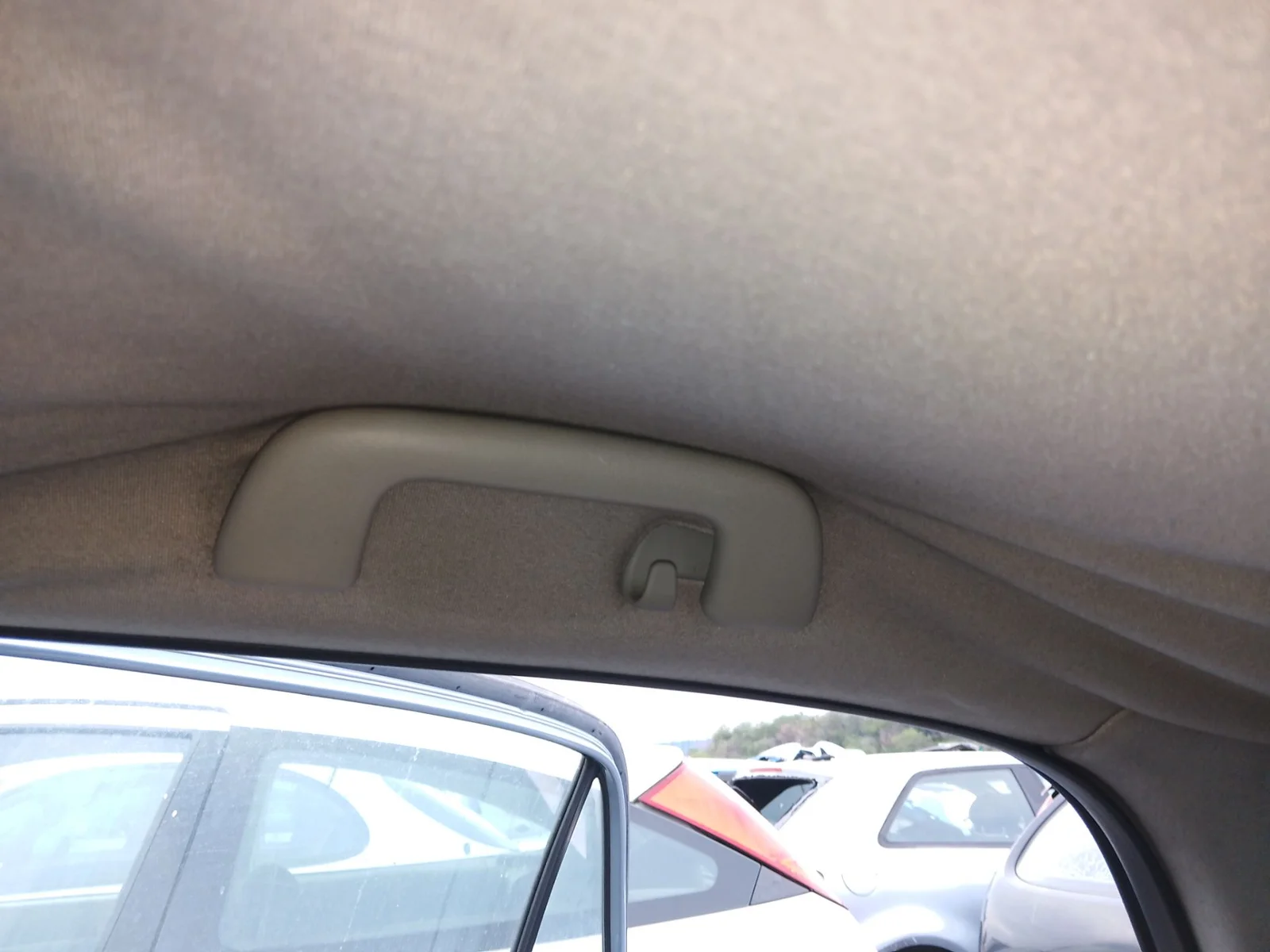Foto de ASIDERO TECHO TRASERO DERECHO TOYOTA COROLLA (E12) 1.4 16V CAT (97 CV / 71 KW)