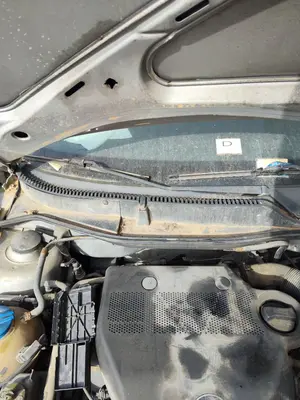 Foto de BRAZO LIMPIA DELANTERO DERECHO SEAT LEON (1M1) 1.6  (101 CV / 74 KW) referencia 1M1955410D
