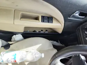 Foto de MANDO ELEVALUNAS DELANTERO IZQUIERDO FORD MONDEO BERLINA (GE) 2.0 TDCi CAT (131 CV / 96 KW)
