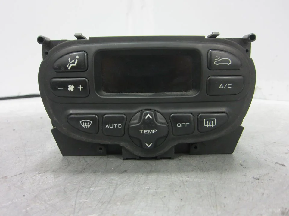 Foto de MANDO CLIMATIZADOR PEUGEOT 206 1.6 16V CAT (109 CV / 80 KW) referencia 96430550XT